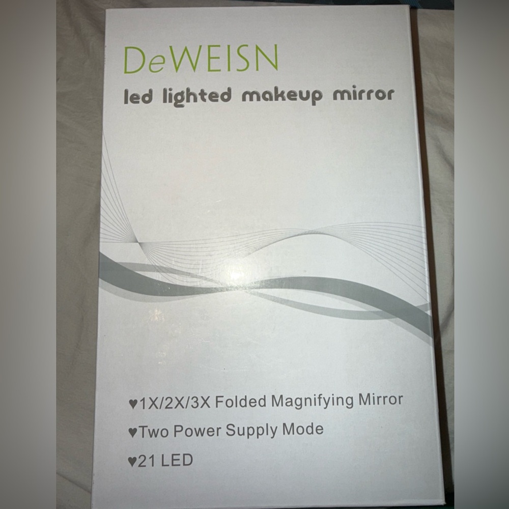 LED Lighted Makeup Mirror - White